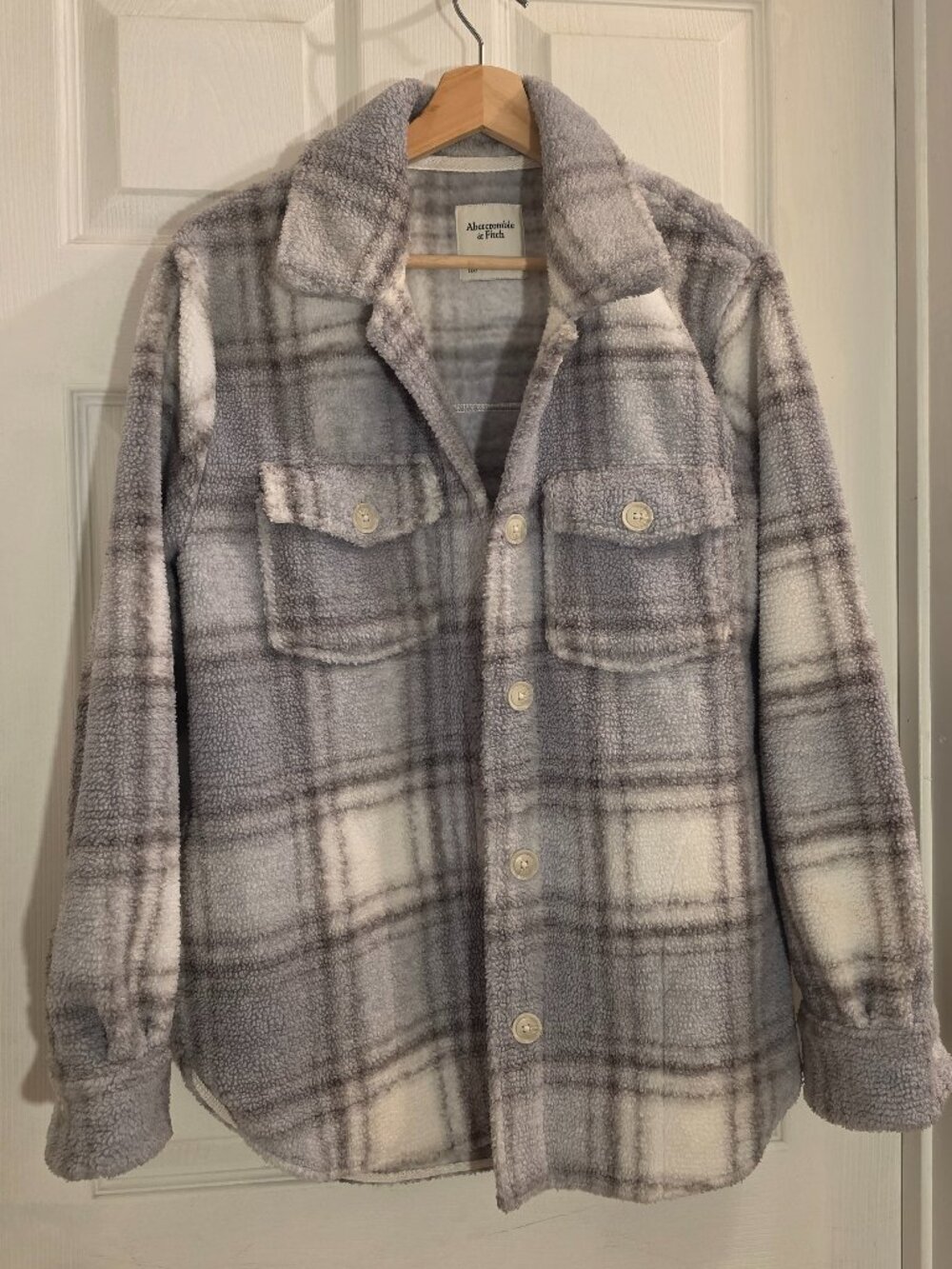 Abercrombie & Fitch Gray White Plaid Sherpa Fleece Shirt Jacket Shacket - Medium
